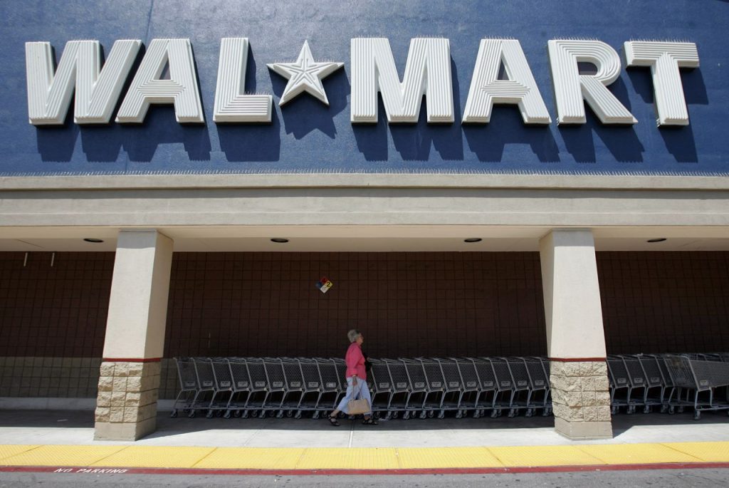 Is Walmart open New Year’s Day 2022? Store hours for Jan. 1
